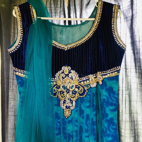 Indian Analkari dress - Picture 2 of 3